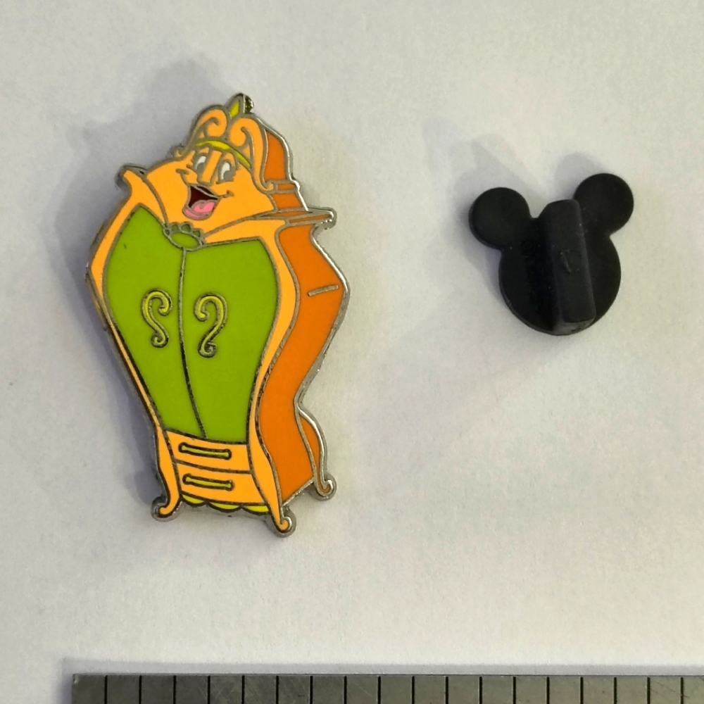 Disney Wardrobe Enamel Pin - Orange and Green